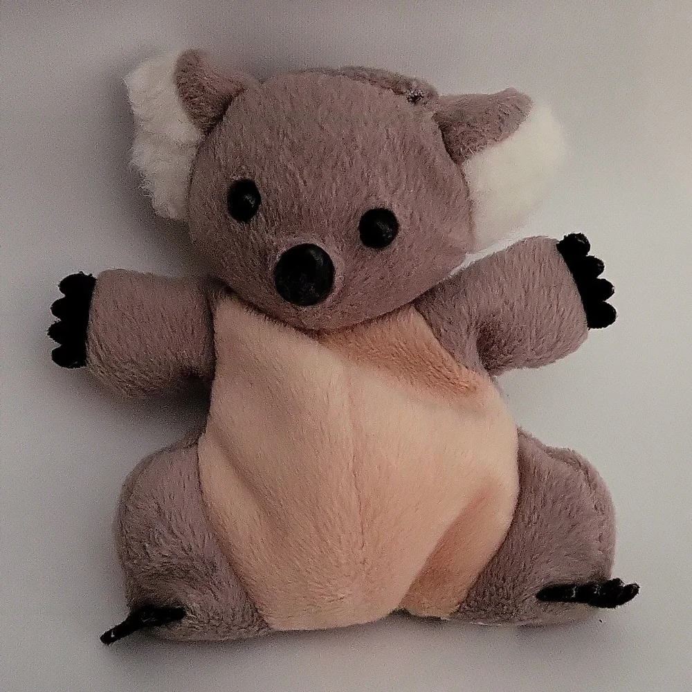 Vintage Plush Quoala Bear Bean Bag Stuffed Animal 1996   Zangeen